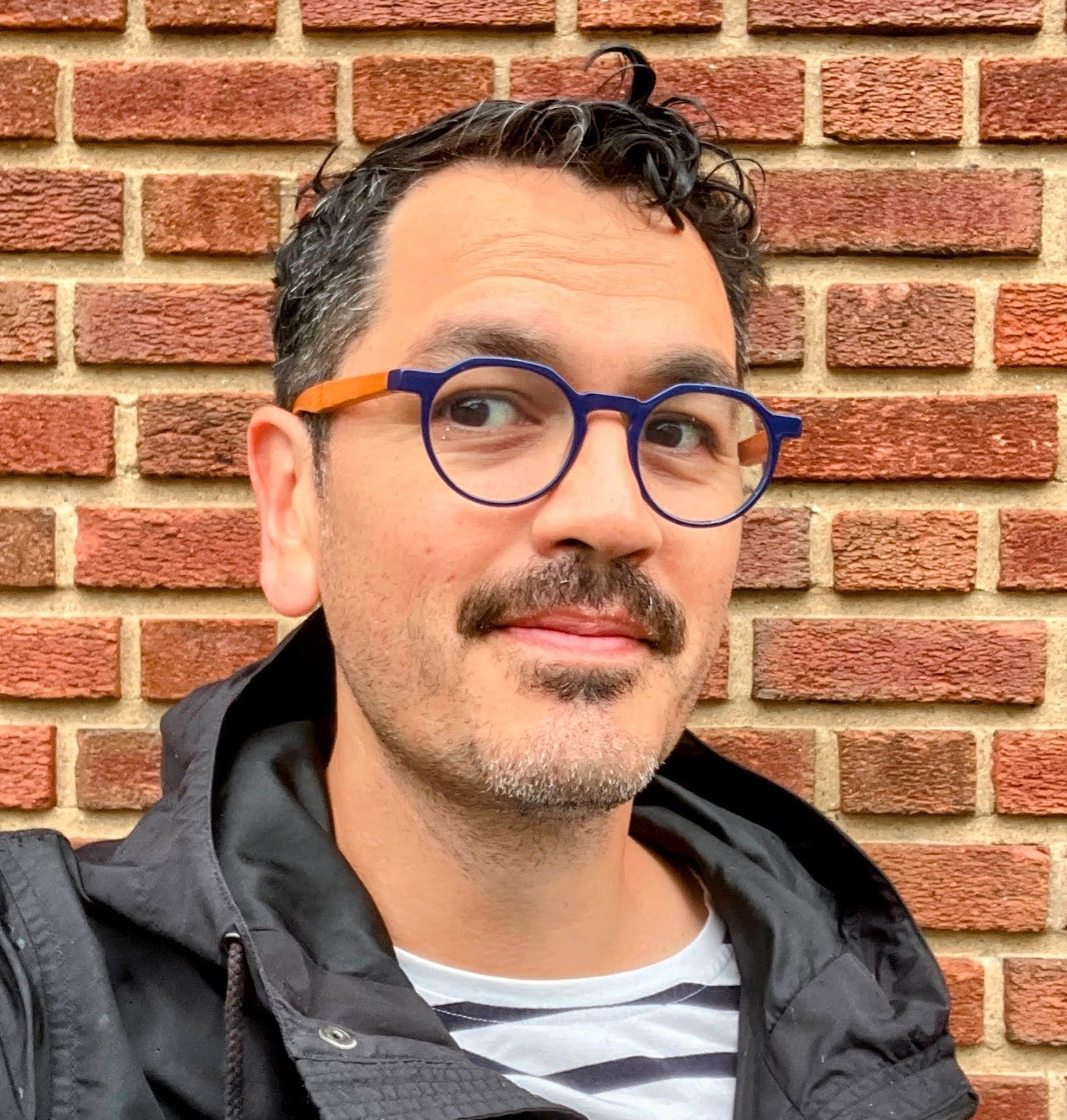 Carlos Carmonamedina, The Culture Curious