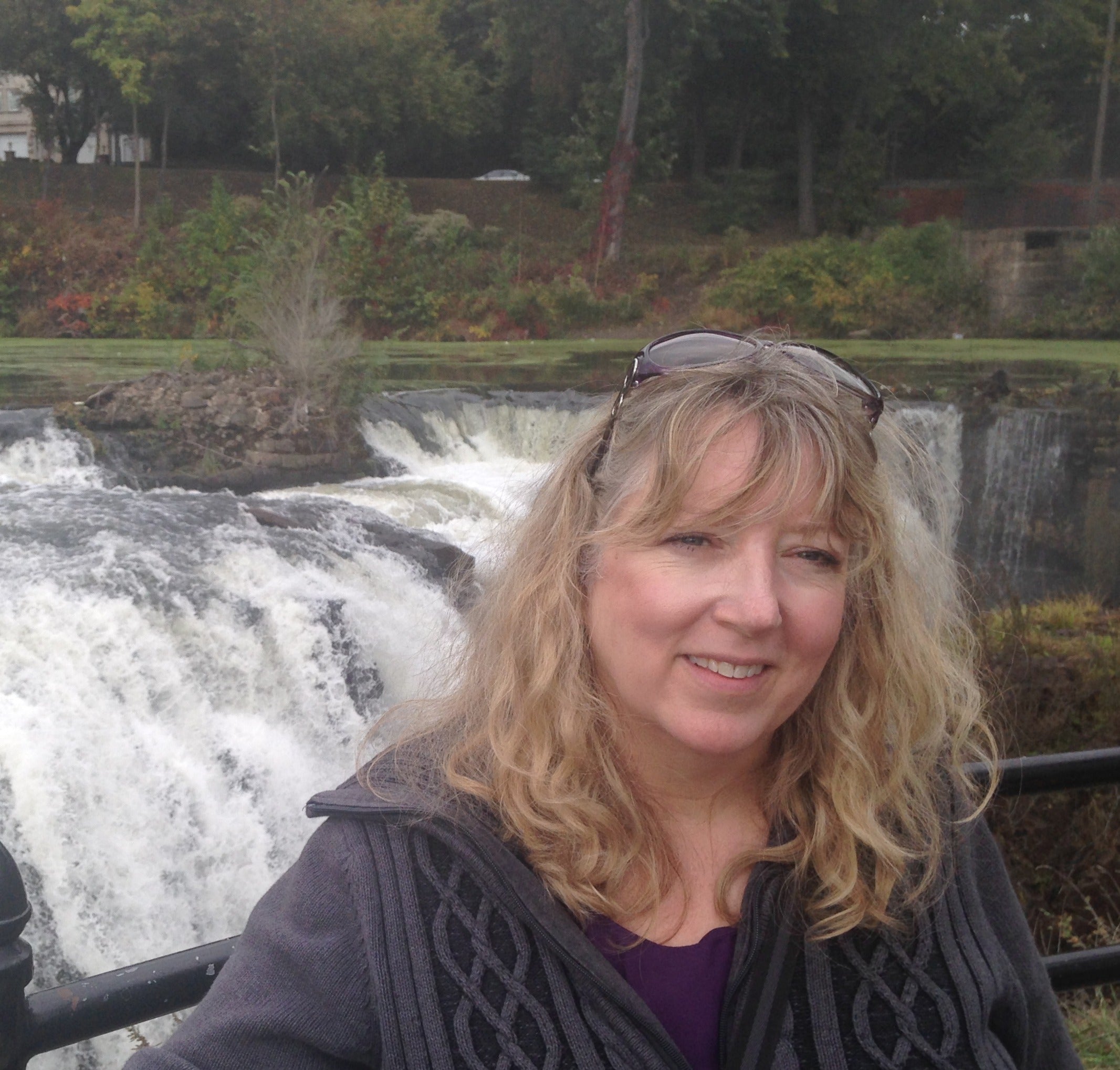 Sue	Decker, Four Elements Pottery