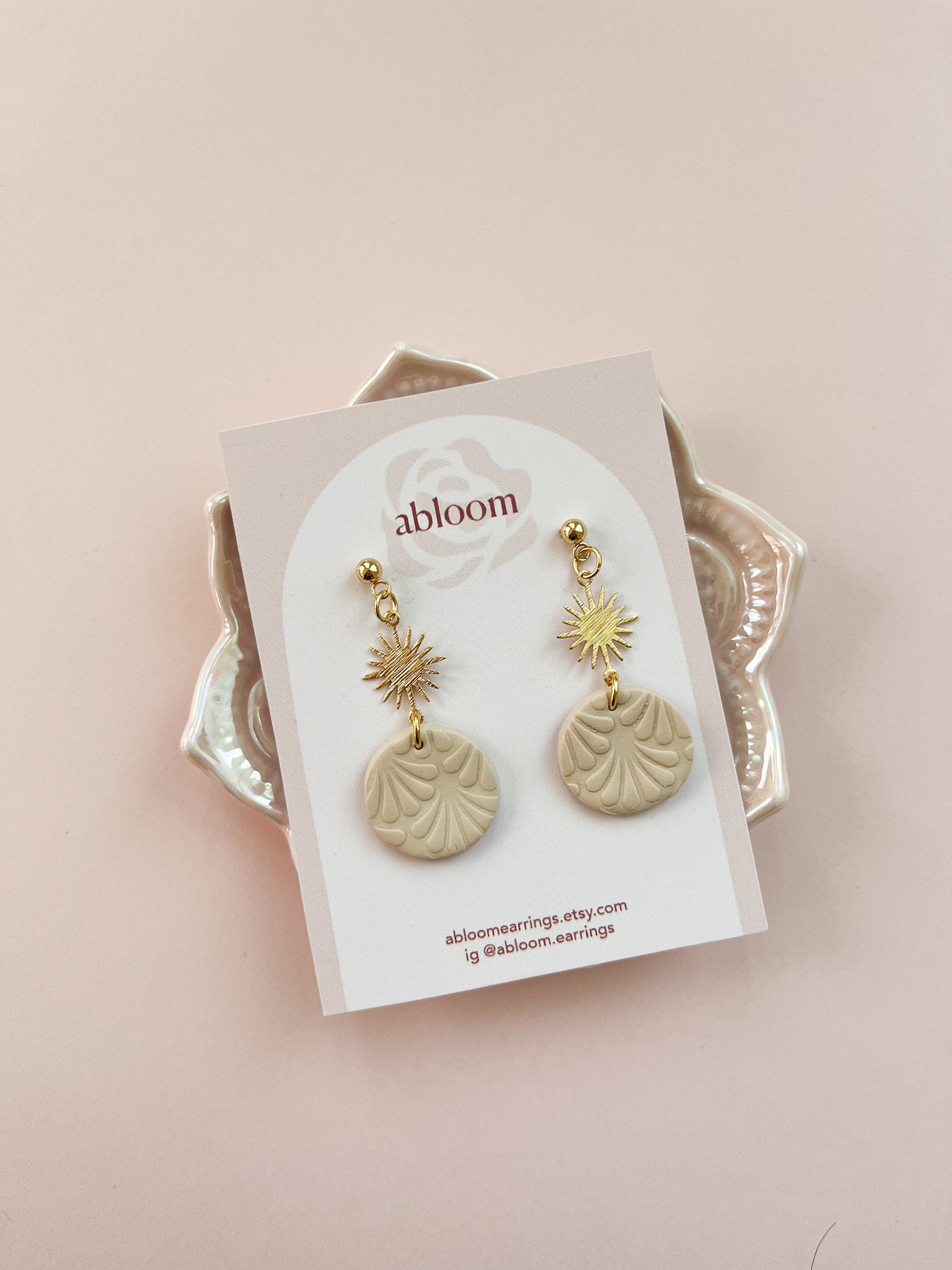Beige Texture Charm Earrings